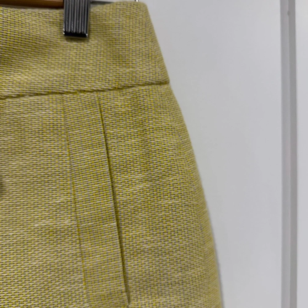 Banana Republic Lemon Yellow Pencil Skirt - Picture 5 of 9